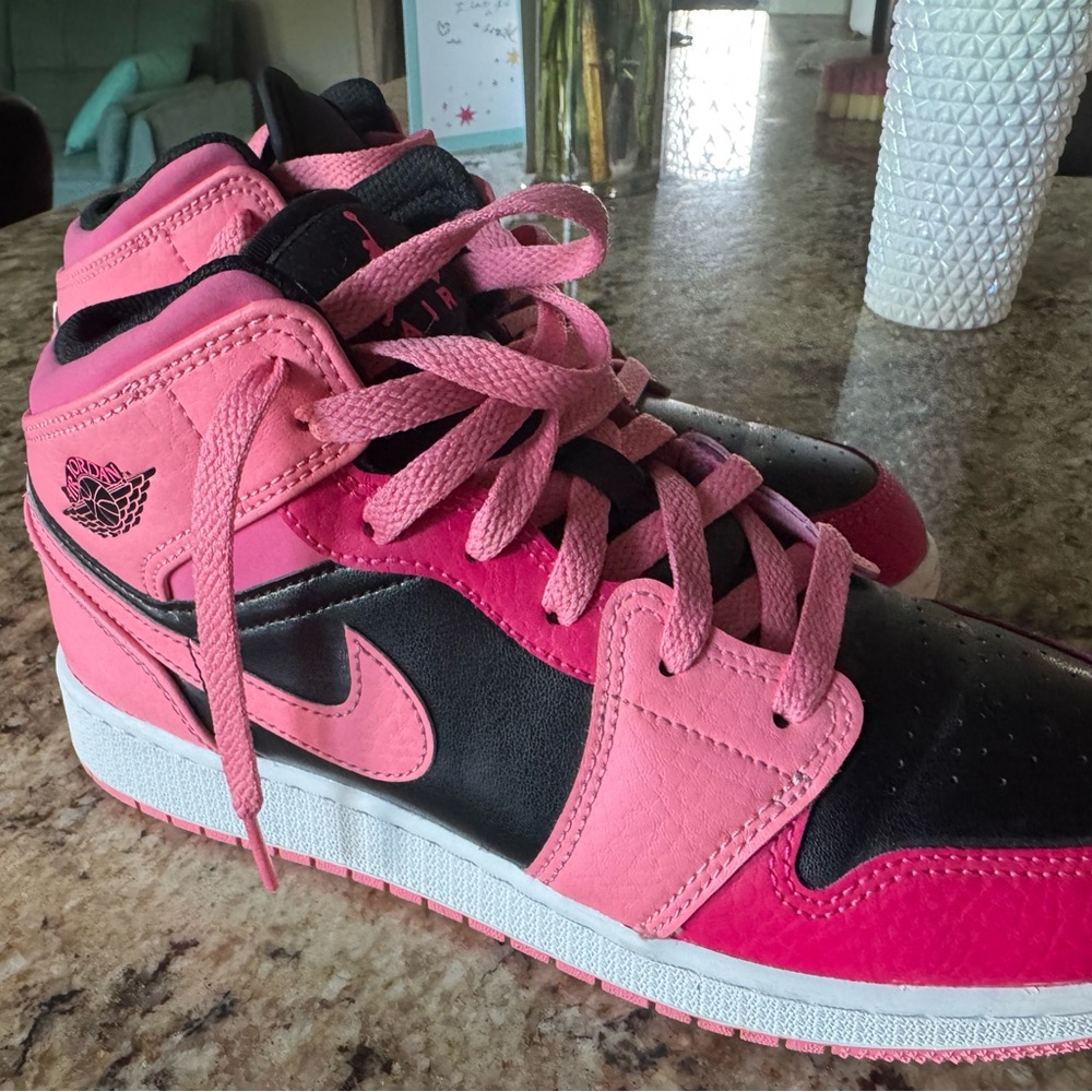 Nike Women's or kids  Pink and Black Sneakers